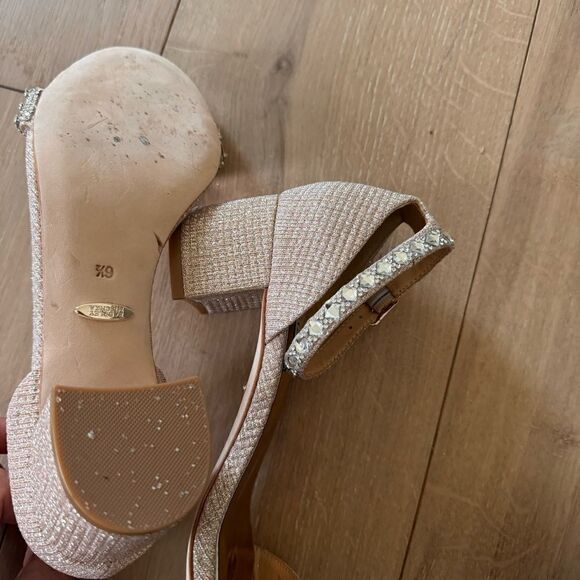 Badgley Mischka Women's Ornamented Sandal Heel 6 1/2 - Picture 5 of 11